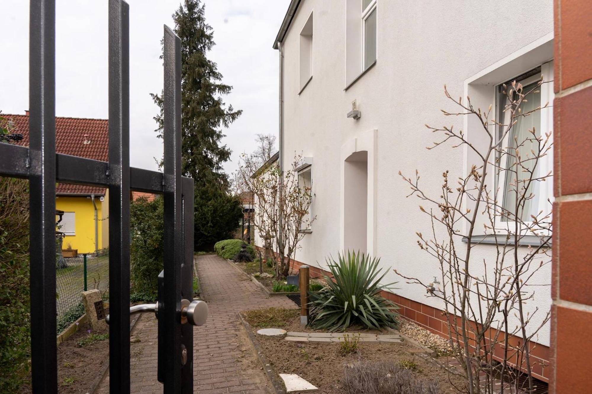 Rosewood - Apartment By Comfort Housing Falkensee Extérieur photo